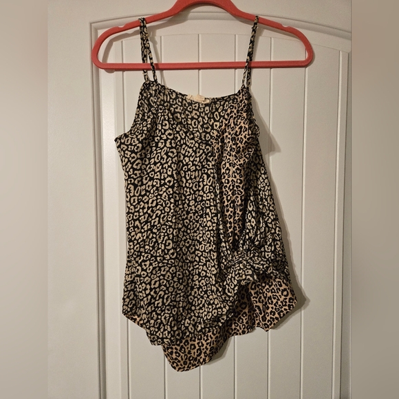 Sandy & Sid Dresses & Skirts - 💥NEXT OFFER TAKES IT💥 Sandy & Sid Leopard Print Women's Dress Top